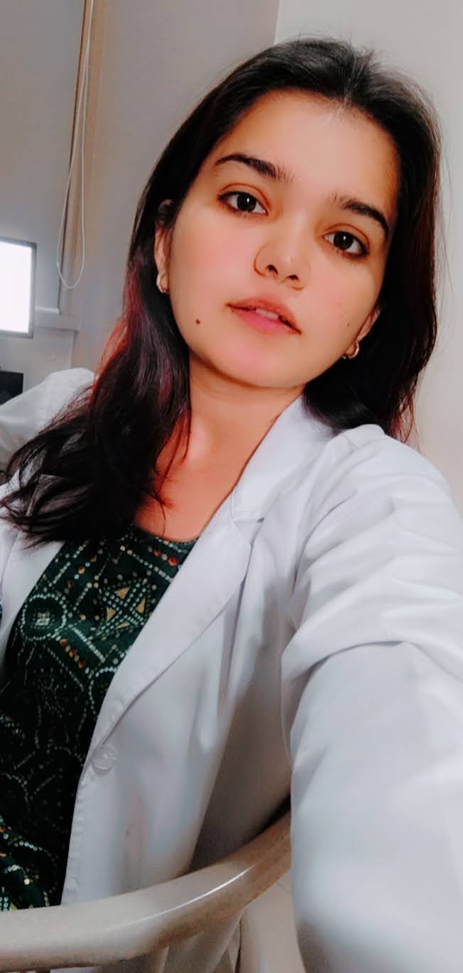 Dr. Ayushi Mishra, PT