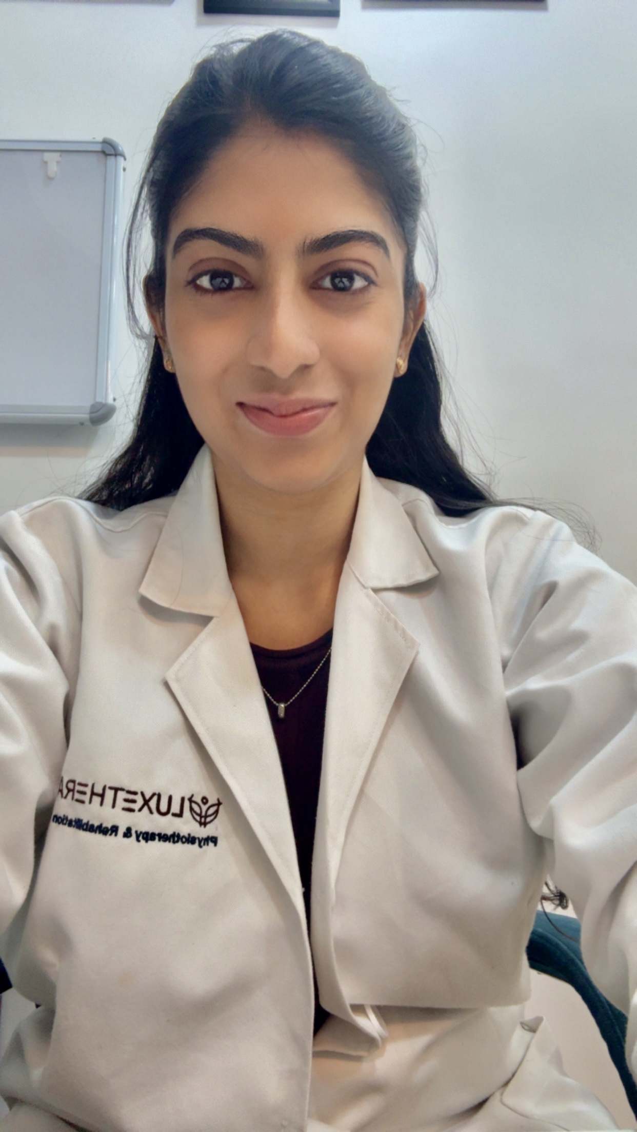 Dr. Anisha Nadar, PT